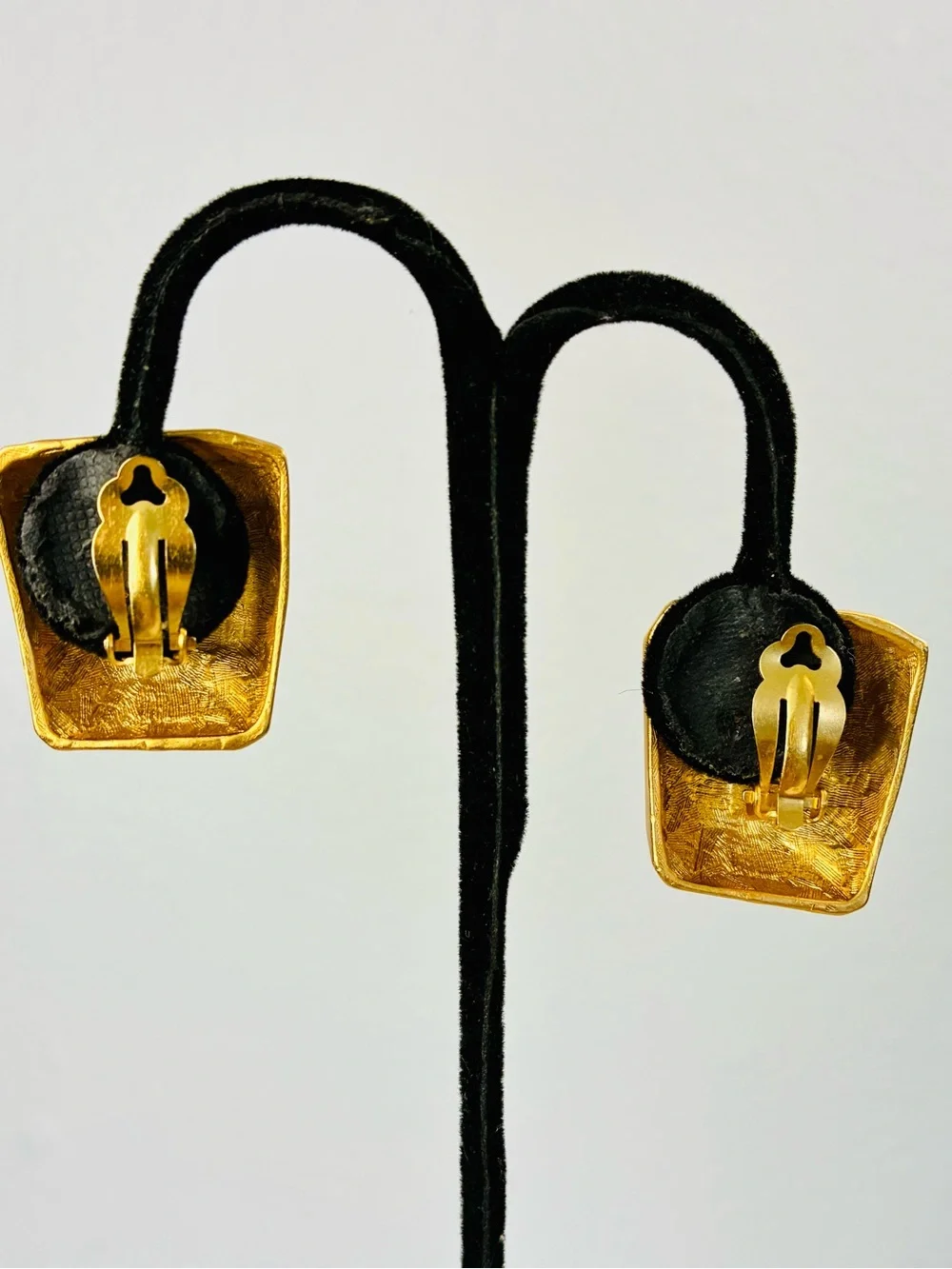 Classiques Entier Bold Gold Geometric Faceted Statement Clip Earrings